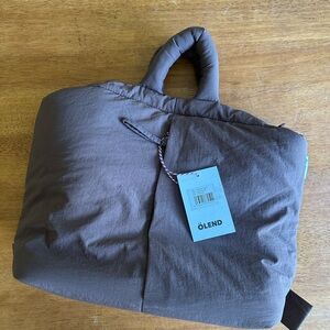 ÖLEND Padded Tote Bag in Chocolate